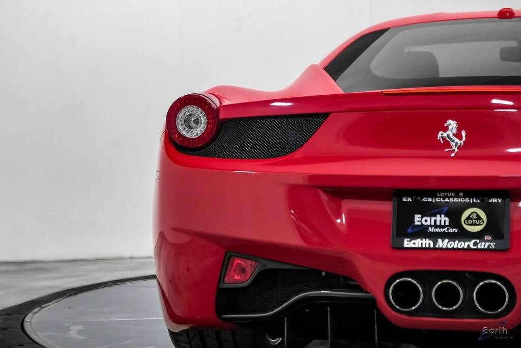 2014 Ferrari 458 Italia - Image 17 of 31