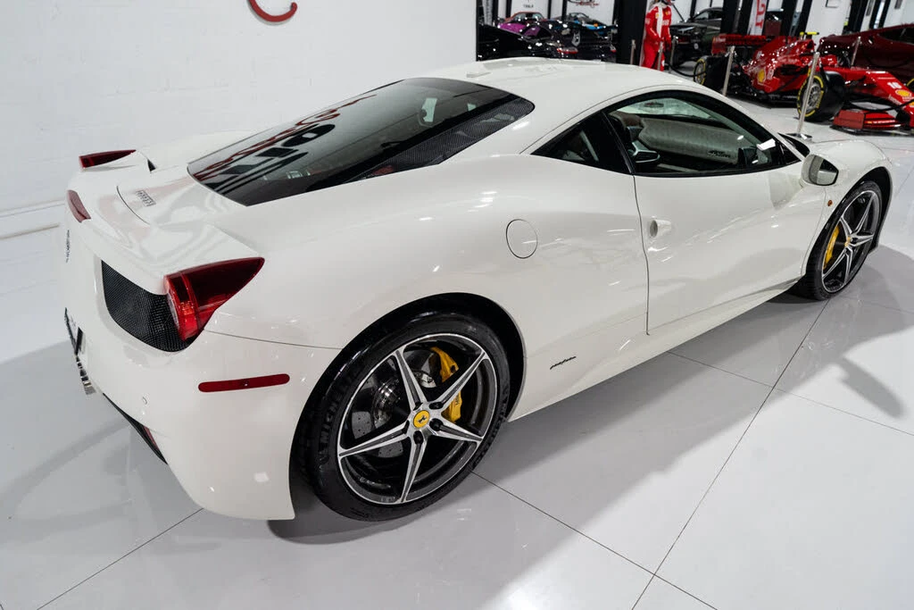 2014 Ferrari 458 Italia - Image 7 of 31