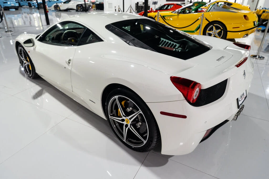 2014 Ferrari 458 Italia - Image 5 of 31