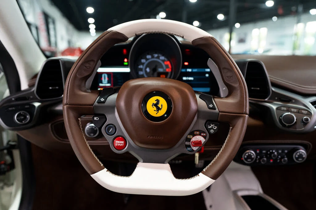 2014 Ferrari 458 Italia - Image 14 of 31
