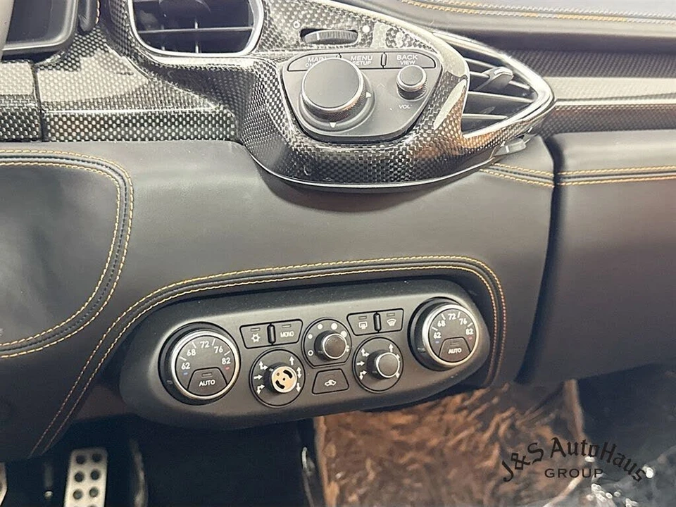 2014 Ferrari 458 Italia - Image 19 of 31