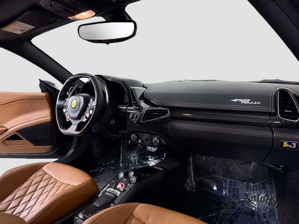 2014 Ferrari 458 Italia - Image 29 of 31