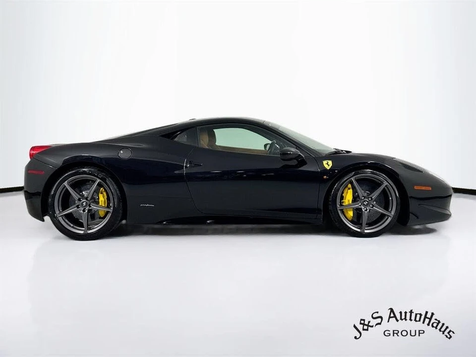2014 Ferrari 458 Italia - Image 8 of 31