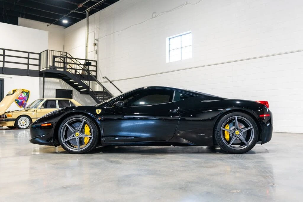 2014 Ferrari 458 Italia - Image 2 of 31