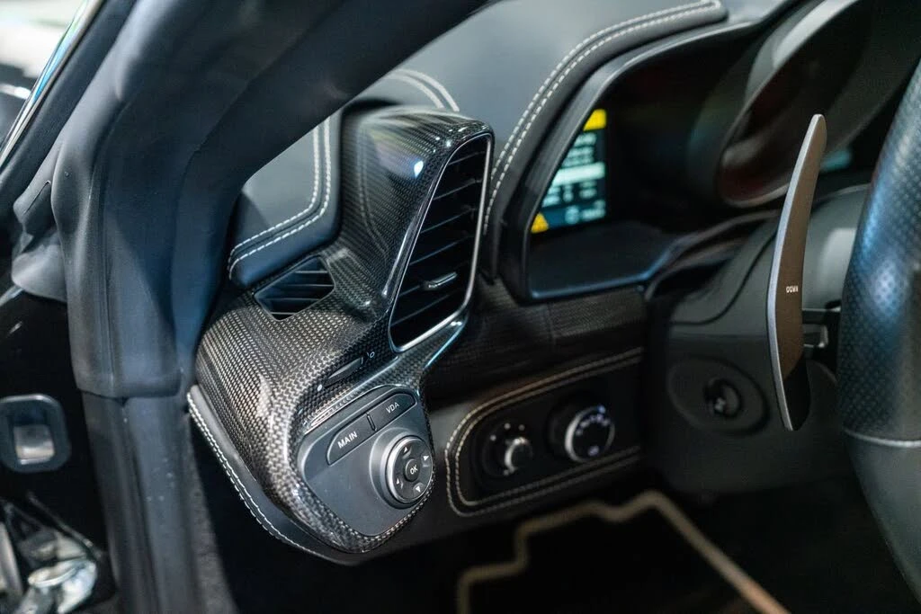 2014 Ferrari 458 Italia - Image 28 of 31