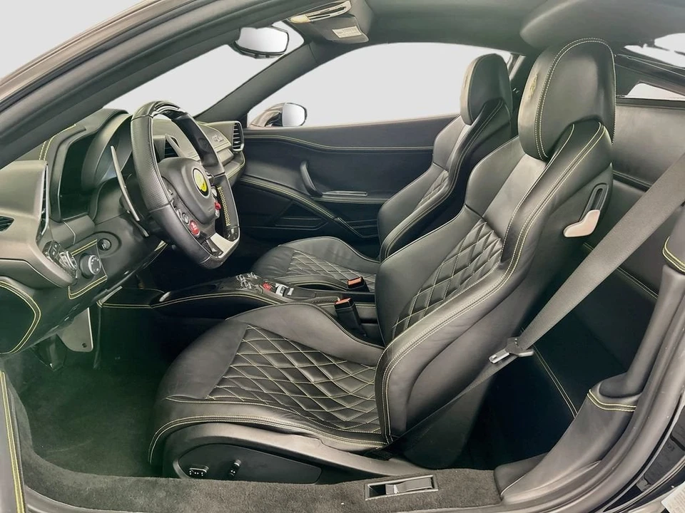 2014 Ferrari 458 Italia - Image 17 of 29