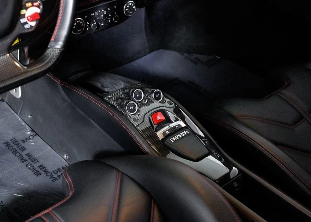 2014 Ferrari 458 Italia - Image 26 of 31