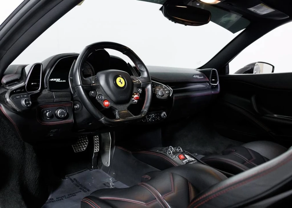 2014 Ferrari 458 Italia - Image 14 of 31