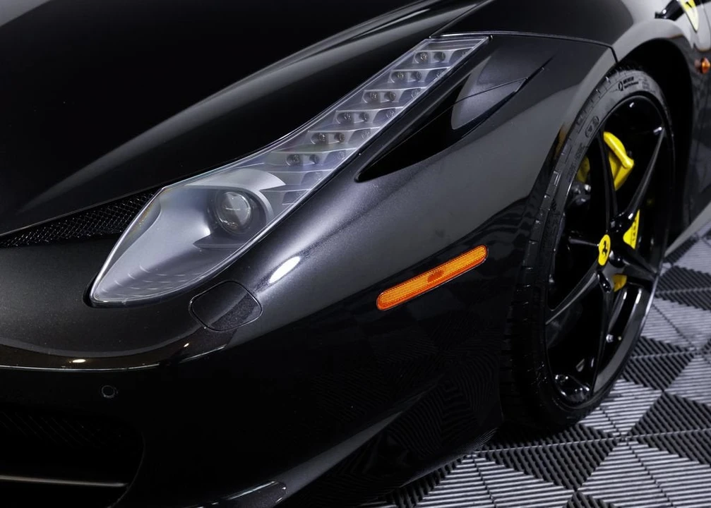 2014 Ferrari 458 Italia - Image 30 of 31