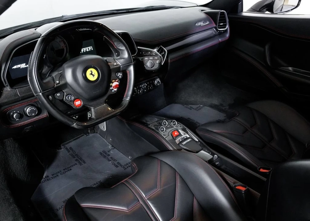 2014 Ferrari 458 Italia - Image 24 of 31