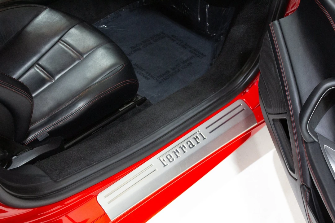 2014 Ferrari 458 Italia - Image 30 of 31