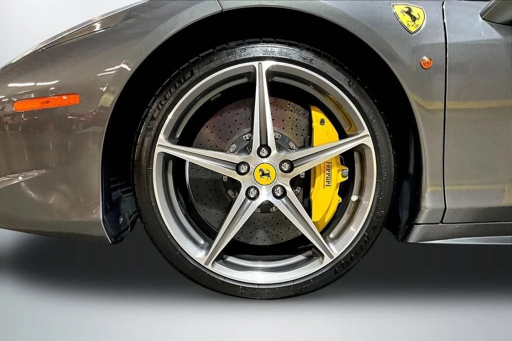 2014 Ferrari 458 Italia - Image 28 of 30