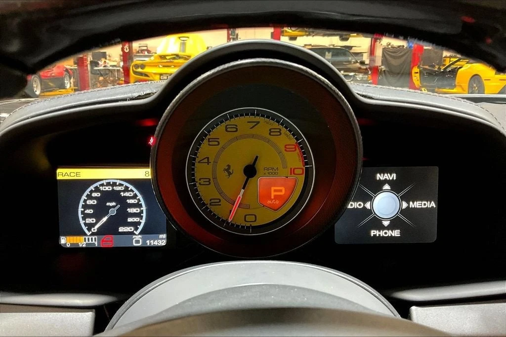 2014 Ferrari 458 Italia - Image 13 of 30