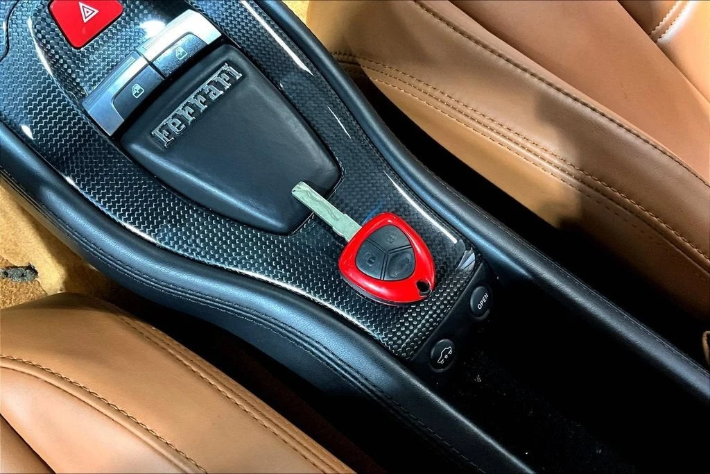 2014 Ferrari 458 Italia - Image 29 of 30