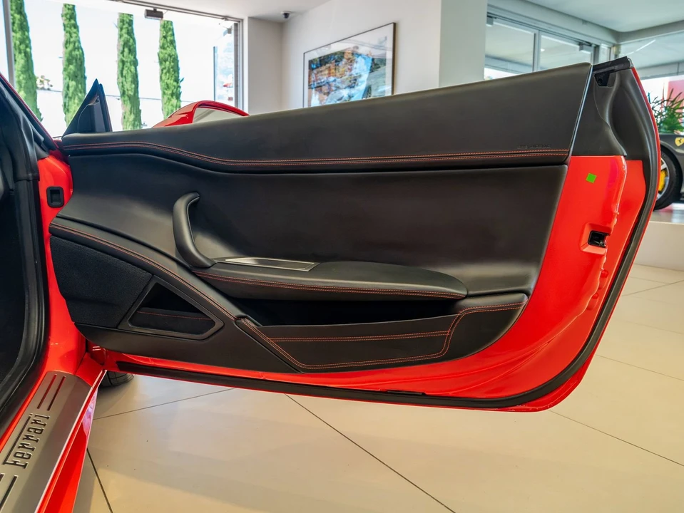 2014 Ferrari 458 Italia - Image 21 of 25