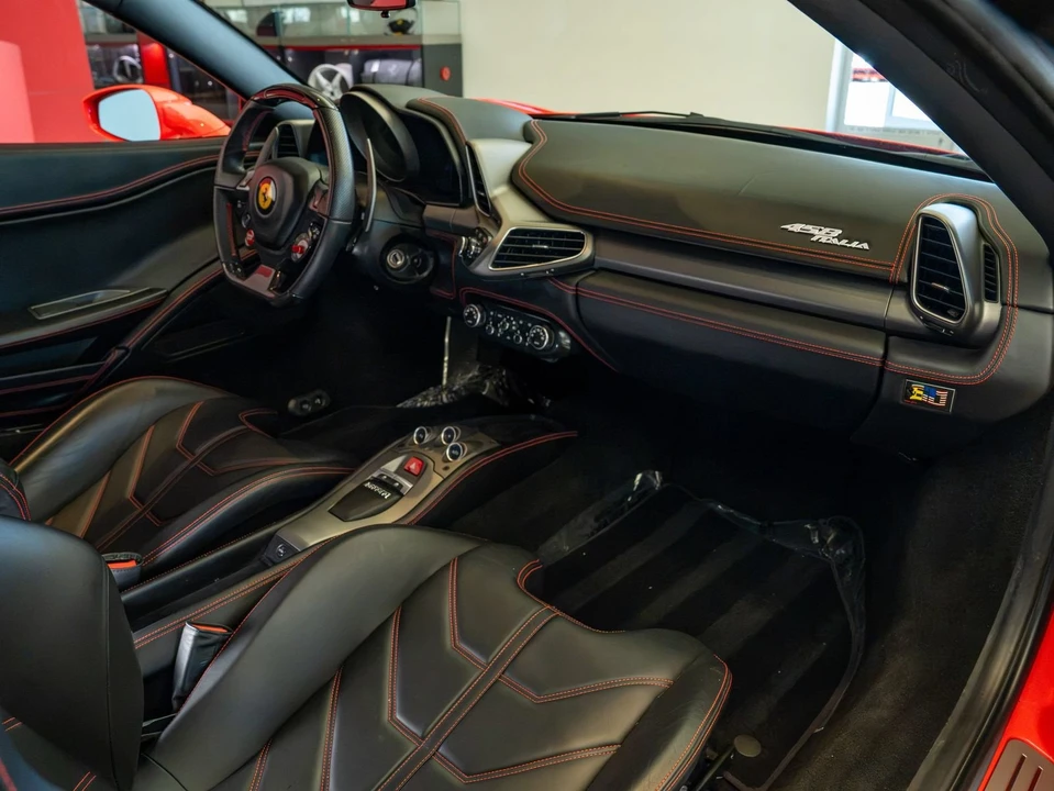 2014 Ferrari 458 Italia - Image 17 of 25