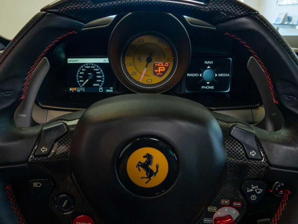 2014 Ferrari 458 Italia - Image 13 of 25