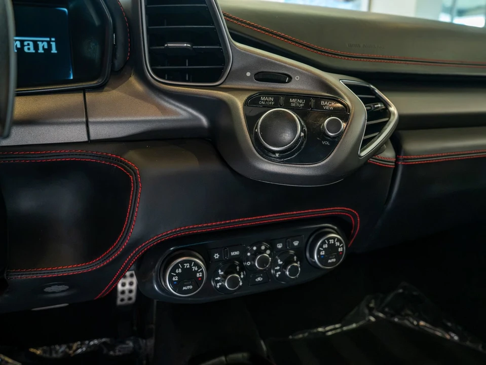 2014 Ferrari 458 Italia - Image 14 of 25