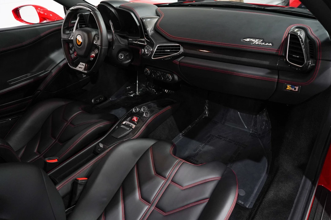 2014 Ferrari 458 Italia - Image 17 of 31