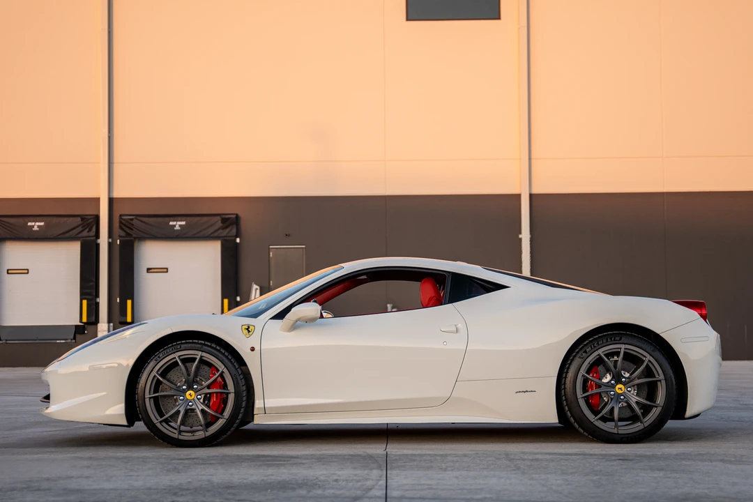 2014 Ferrari 458 Italia - Image 5 of 31