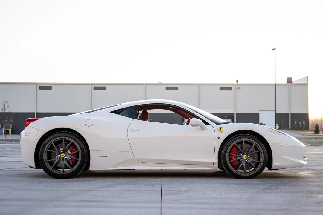 2014 Ferrari 458 Italia - Image 9 of 31