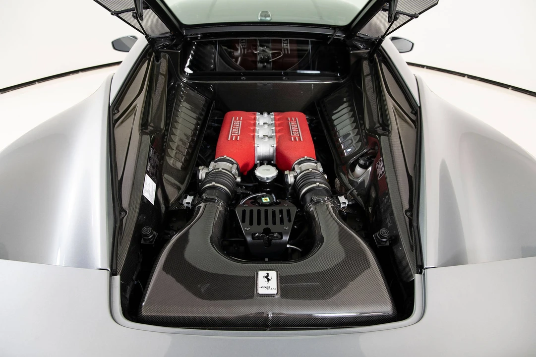 2014 Ferrari 458 Italia - Image 27 of 31