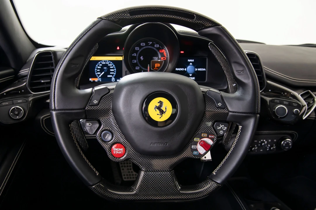 2014 Ferrari 458 Italia - Image 11 of 31