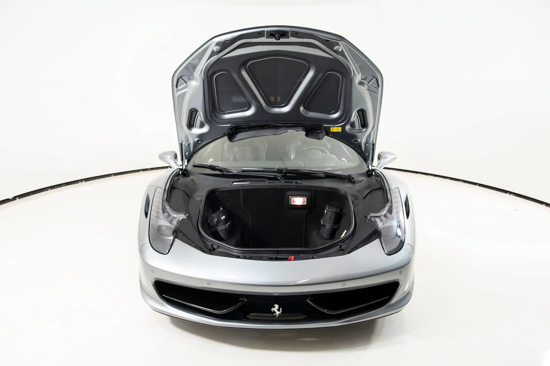2014 Ferrari 458 Italia - Image 30 of 31