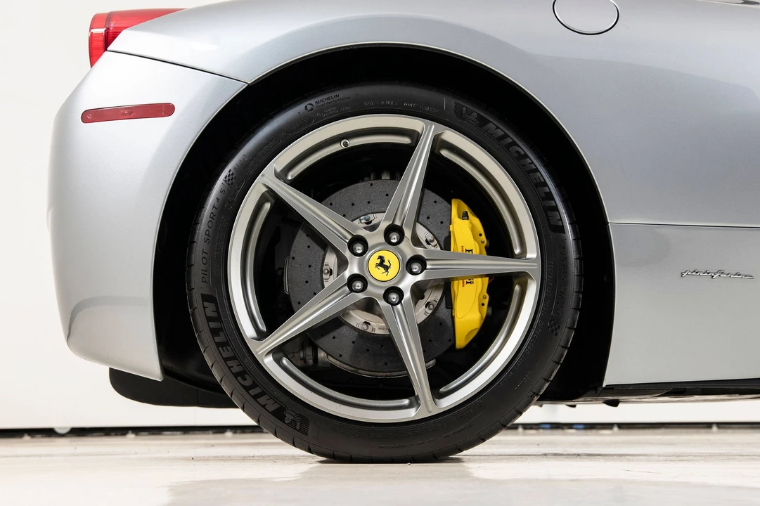 2014 Ferrari 458 Italia - Image 19 of 31