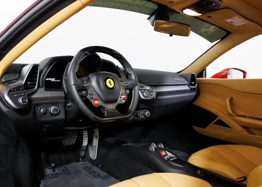 2014 Ferrari 458 Italia - Image 14 of 31
