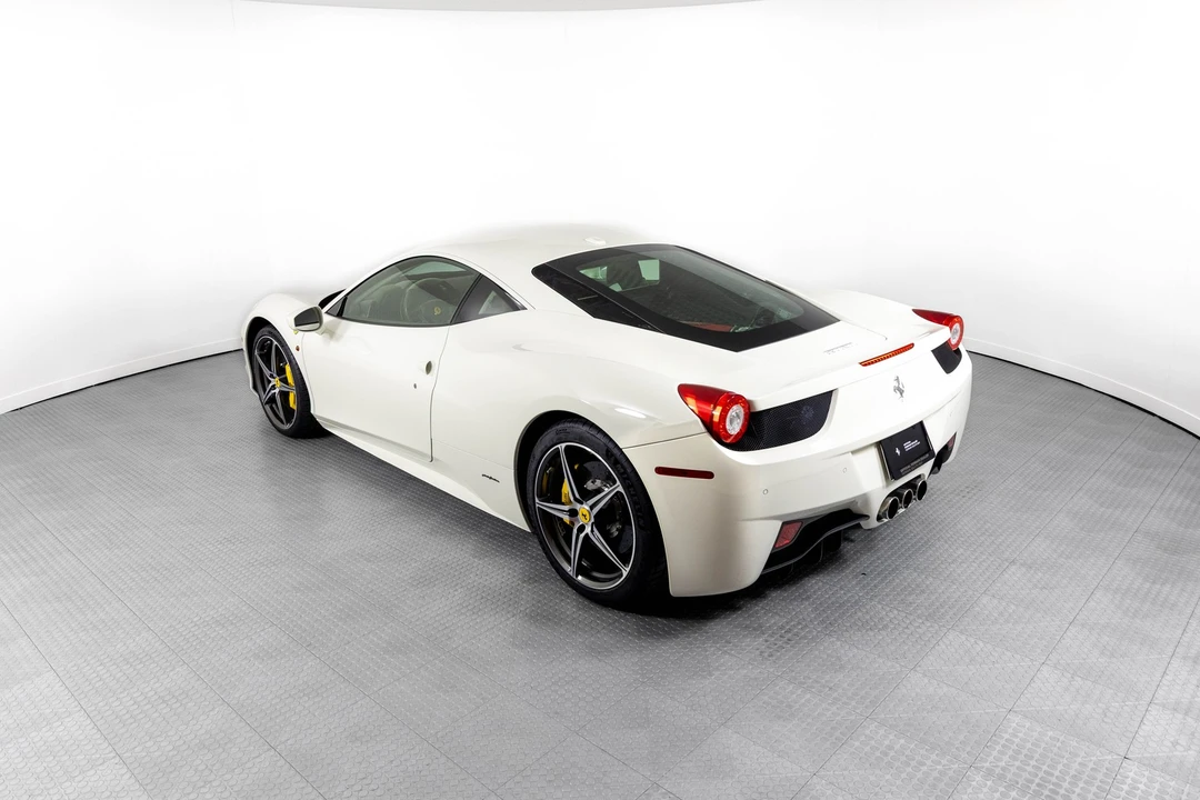 2014 Ferrari 458 Italia - Image 6 of 21