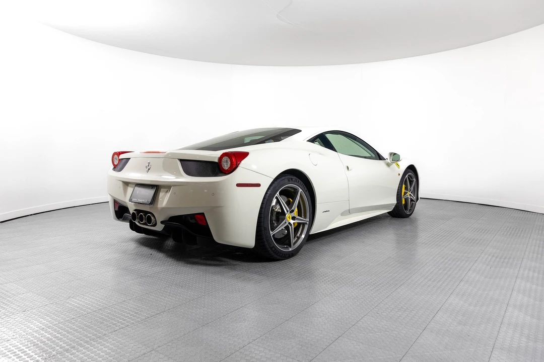 2014 Ferrari 458 Italia - Image 11 of 21