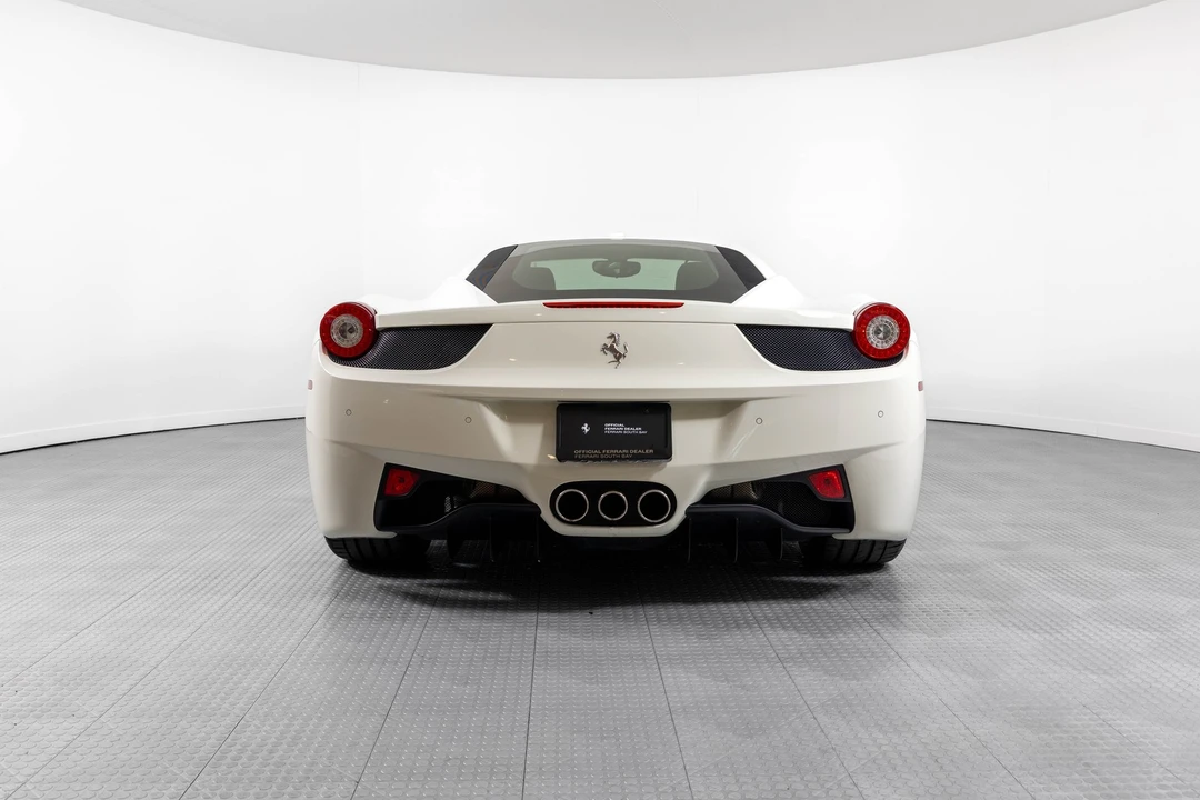 2014 Ferrari 458 Italia - Image 8 of 21