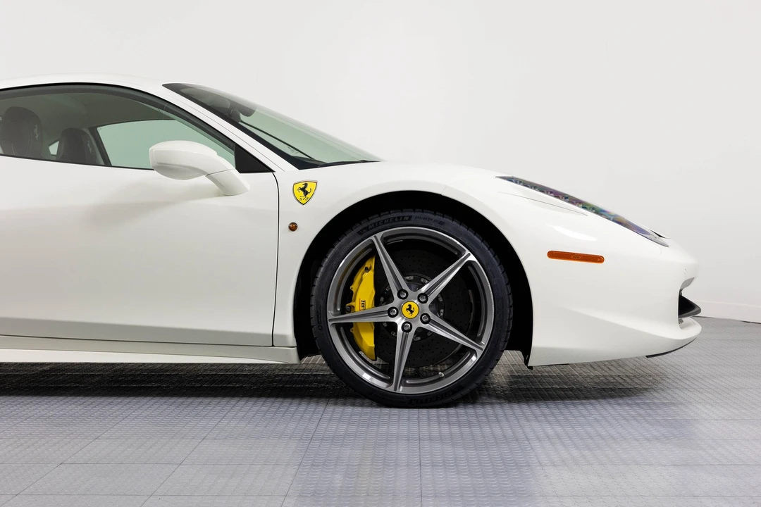 2014 Ferrari 458 Italia - Image 14 of 21