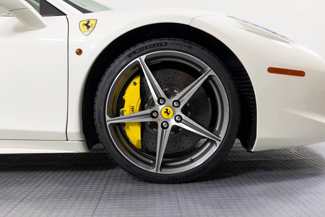 2014 Ferrari 458 Italia - Image 17 of 21
