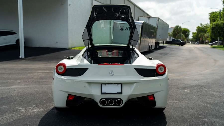 2014 Ferrari 458 Italia - Image 9 of 24