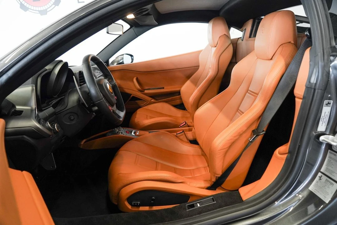2014 Ferrari 458 Italia - Image 8 of 21