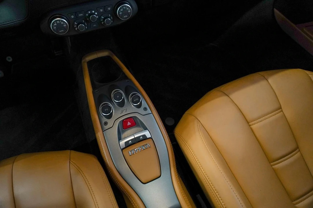 2014 Ferrari 458 Italia - Image 12 of 21