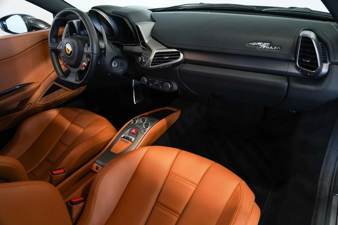 2014 Ferrari 458 Italia - Image 16 of 21
