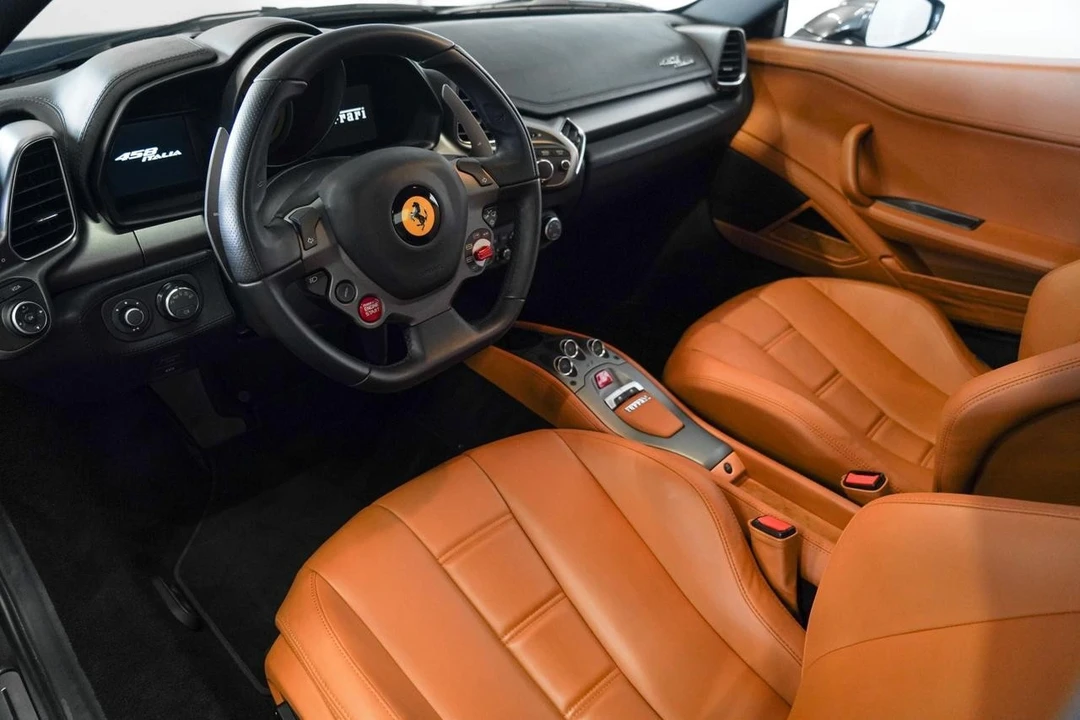2014 Ferrari 458 Italia - Image 2 of 21