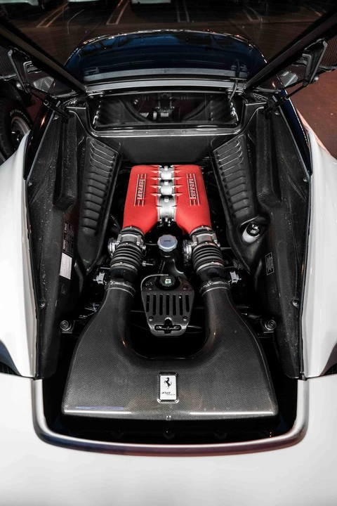 2014 Ferrari 458 Italia - Image 8 of 15