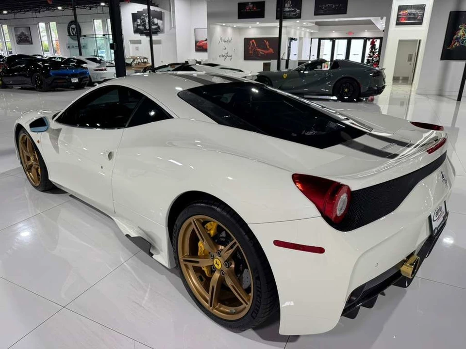 2014 Ferrari 458 Speciale - Image 5 of 12