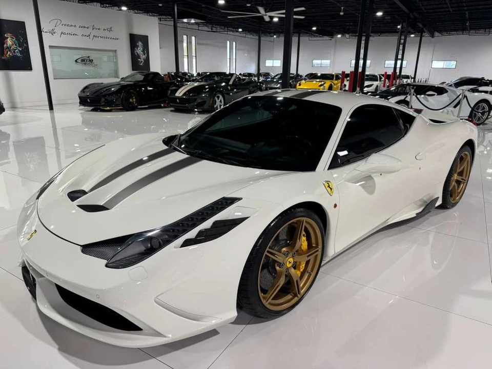 2014 Ferrari 458 Speciale - Image 3 of 12