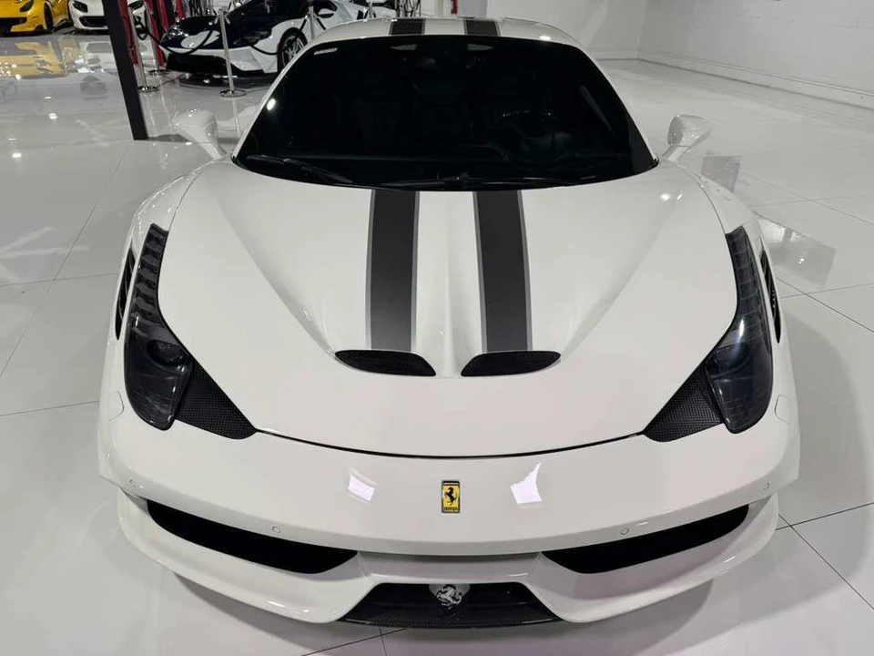 2014 Ferrari 458 Speciale - Image 2 of 12
