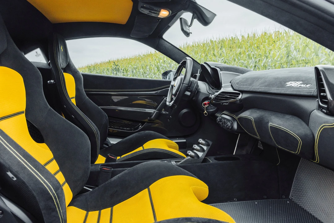 2014 Ferrari 458 Speciale - Image 29 of 31