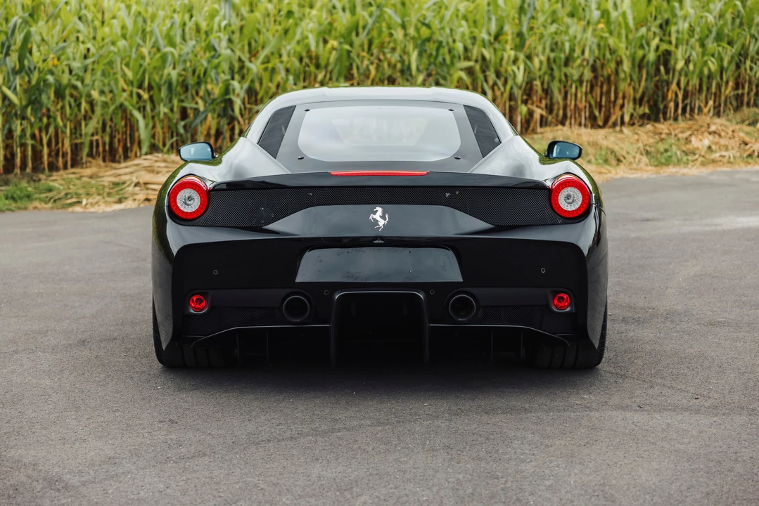 2014 Ferrari 458 Speciale - Image 10 of 31