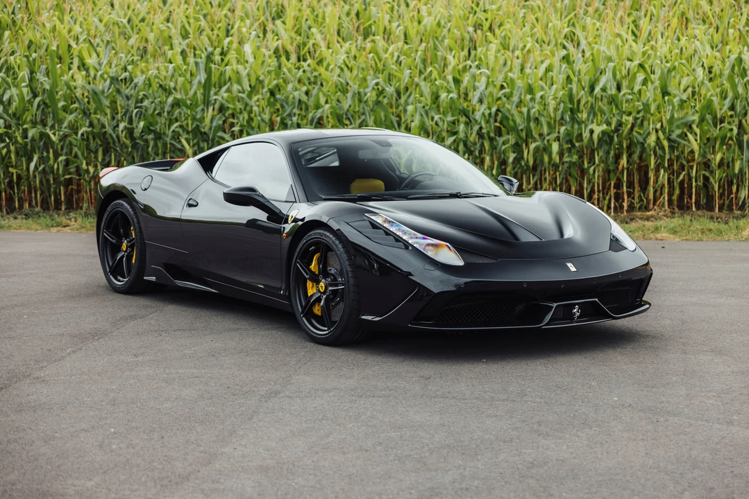 2014 Ferrari 458 Speciale - Image 5 of 31
