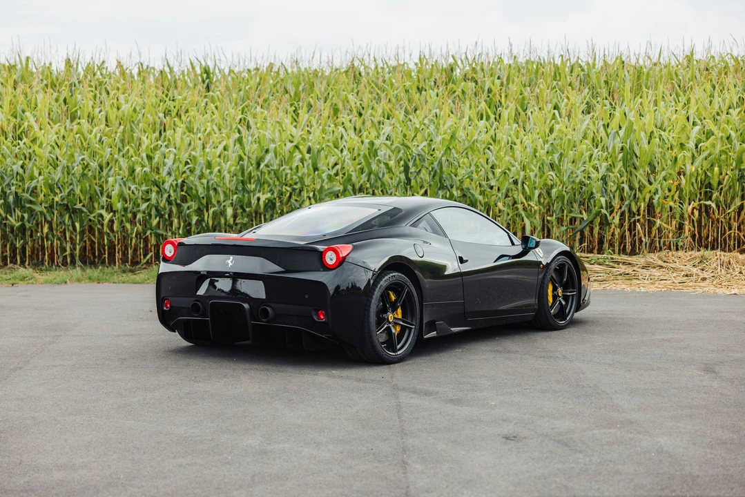 2014 Ferrari 458 Speciale - Image 7 of 31