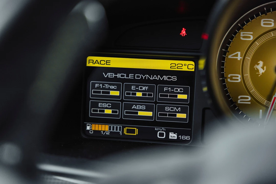 2014 Ferrari 458 Speciale - Image 20 of 31