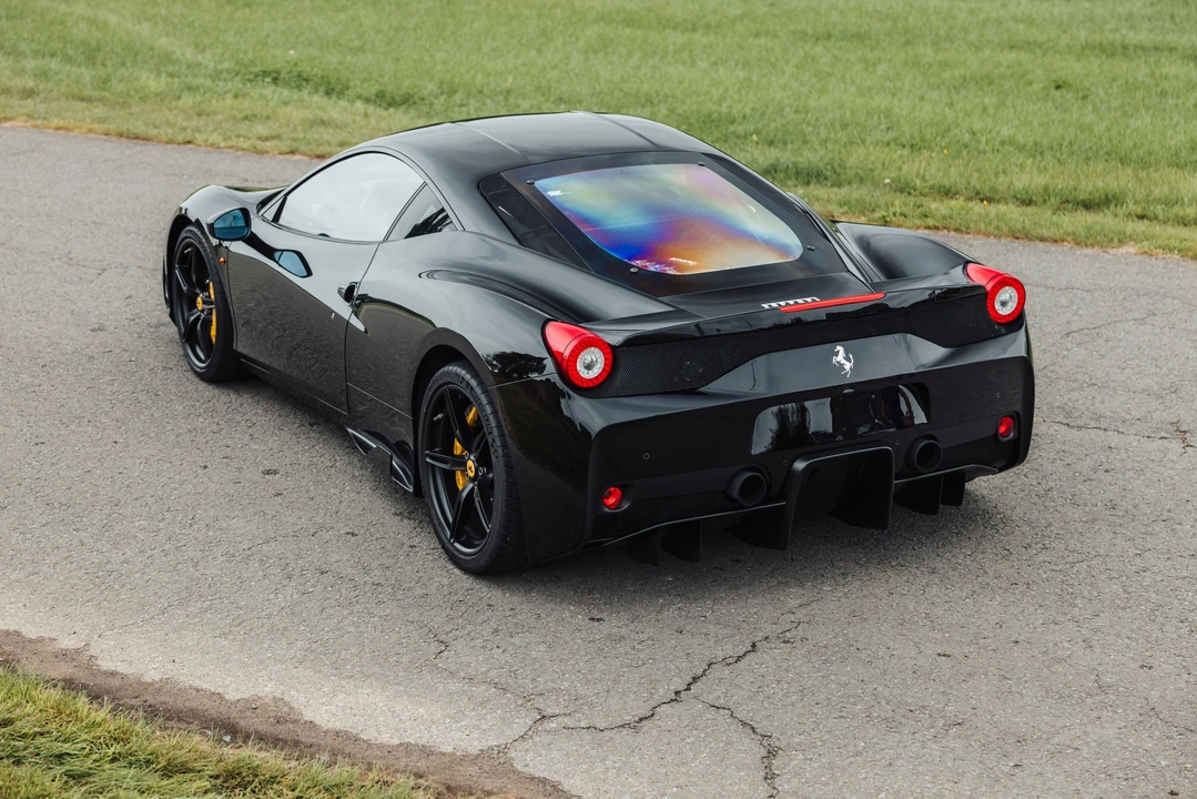 2014 Ferrari 458 Speciale - Image 12 of 31